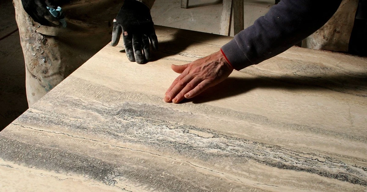 impregnacja próżniowa trawertynu.webp